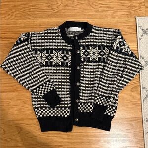 American Girl Vintage Kristen Black and White Patterned Sweater